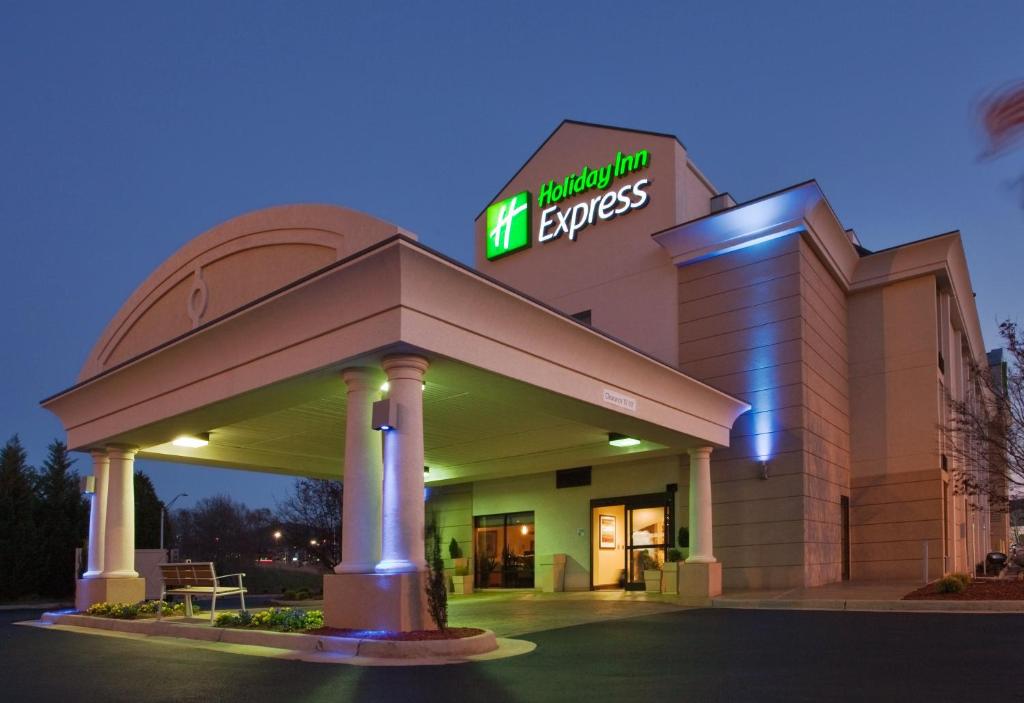 Holiday Inn Express Lynchburg an IHG Hotel Main image 1